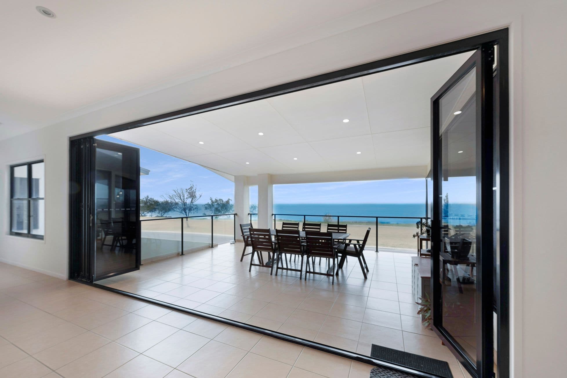 2 Mokera Street, Coral Cove QLD 4670, Coral Cove - Thumbnail 5