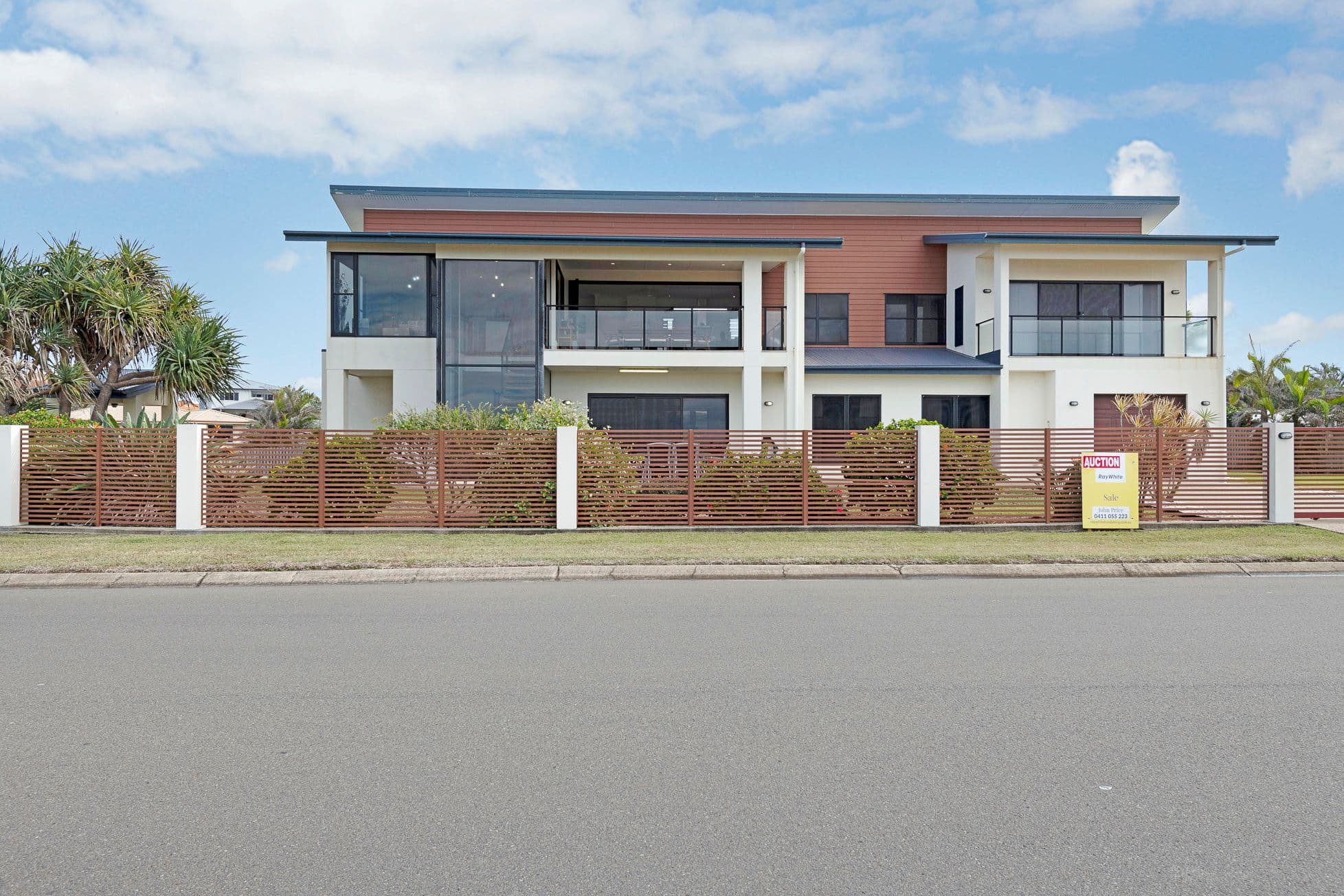 2 Mokera Street, Coral Cove QLD 4670, Coral Cove - Thumbnail 7