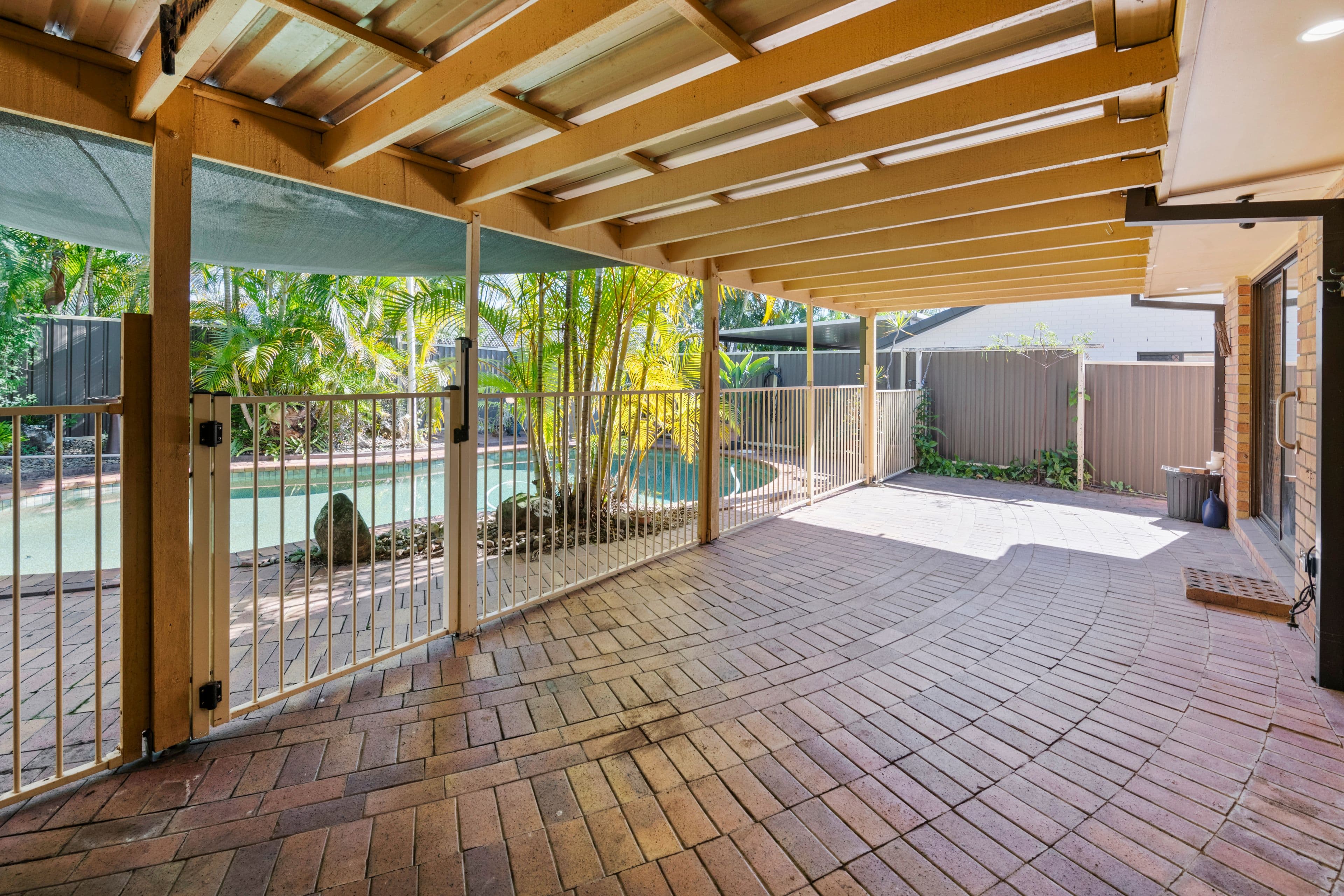 7 Whipbird Court, Burleigh Waters QLD 4220, Burleigh Waters - Thumbnail 7