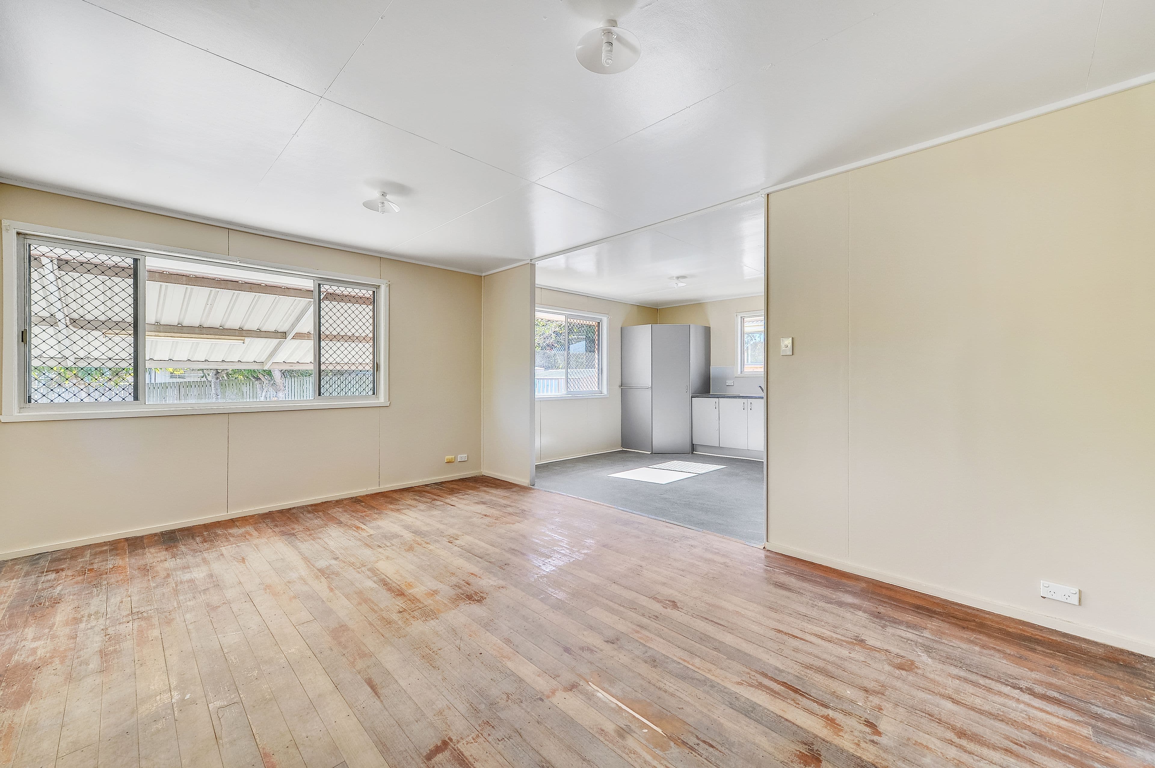 49 Julie Road, Ellen Grove QLD 4078, Ellen Grove - Thumbnail 2