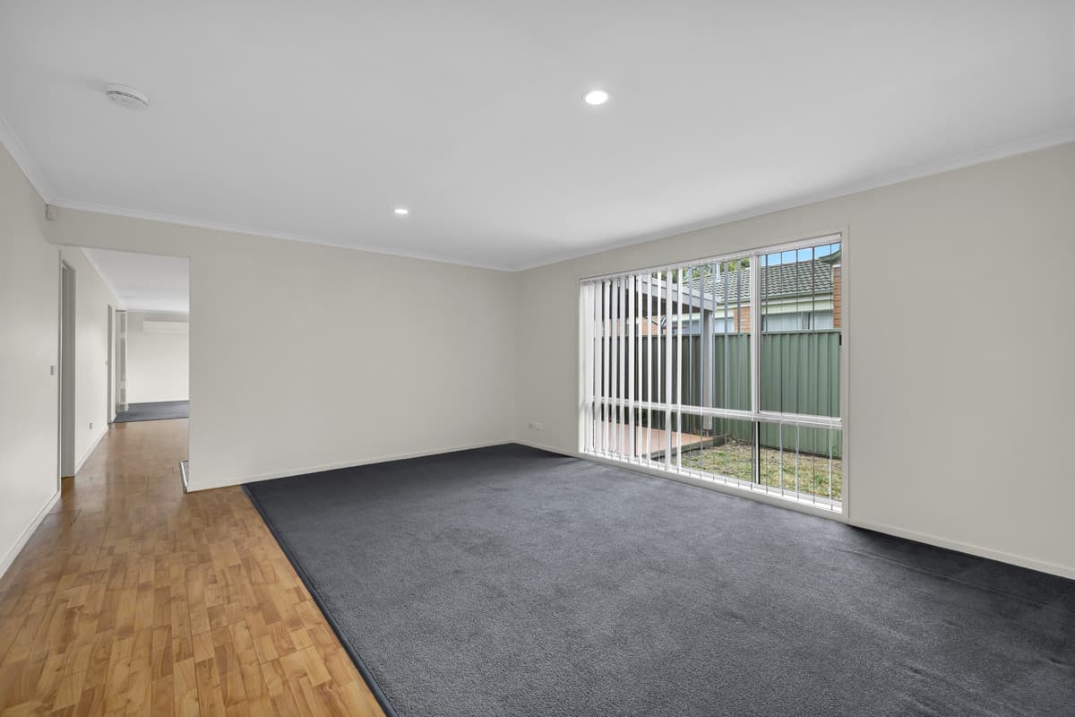 7 Masterton Place, Cranbourne East VIC 3977, Cranbourne East - Thumbnail 2
