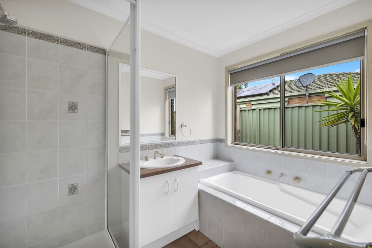 7 Masterton Place, Cranbourne East VIC 3977, Cranbourne East - Thumbnail 7