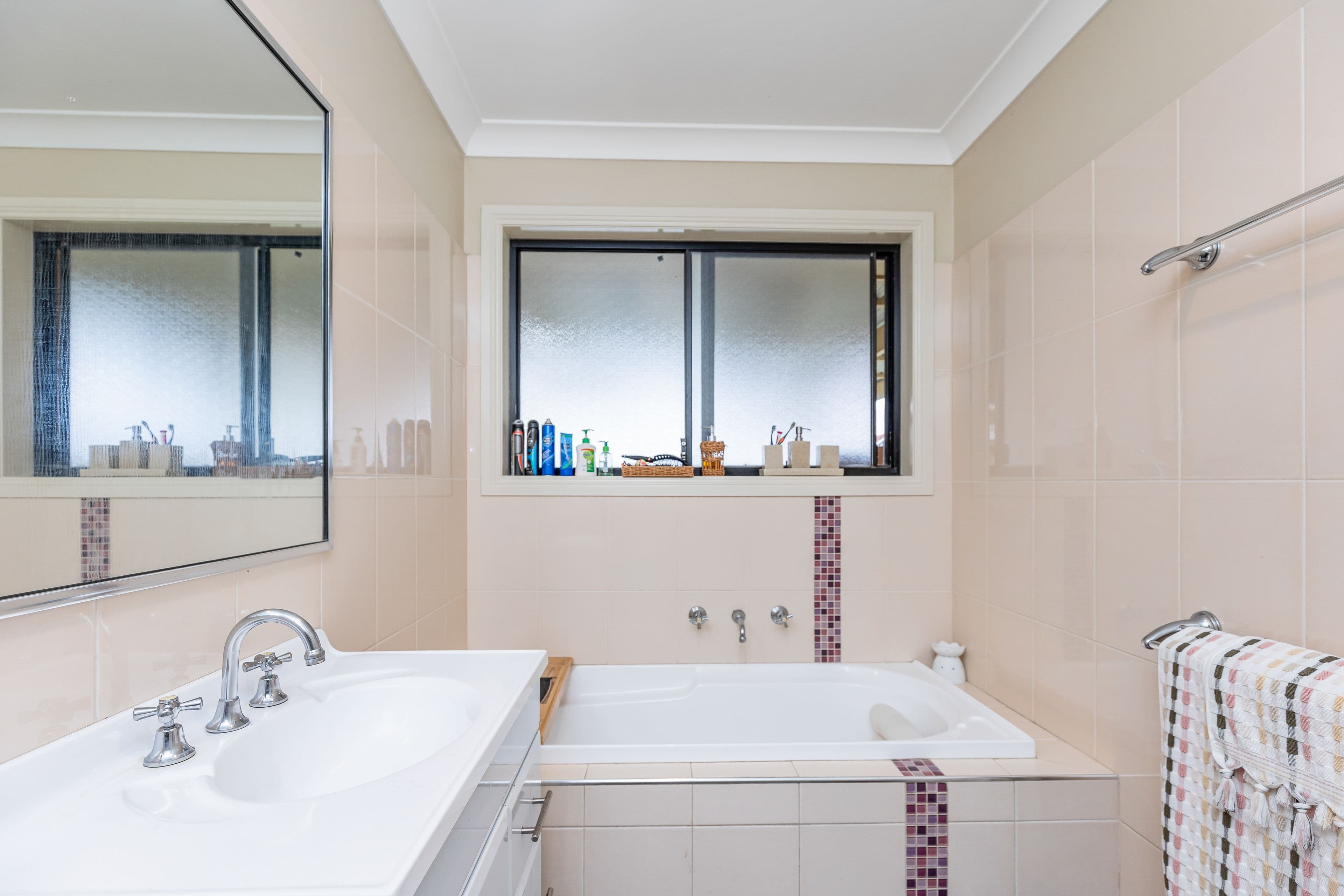 24 Swan Street, FLOWERDALE NSW 2650, Ashmont - Thumbnail 6