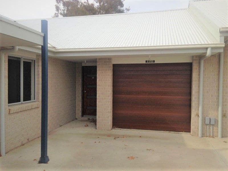 4D Yass Street, Young NSW 2594, Young - Thumbnail 2