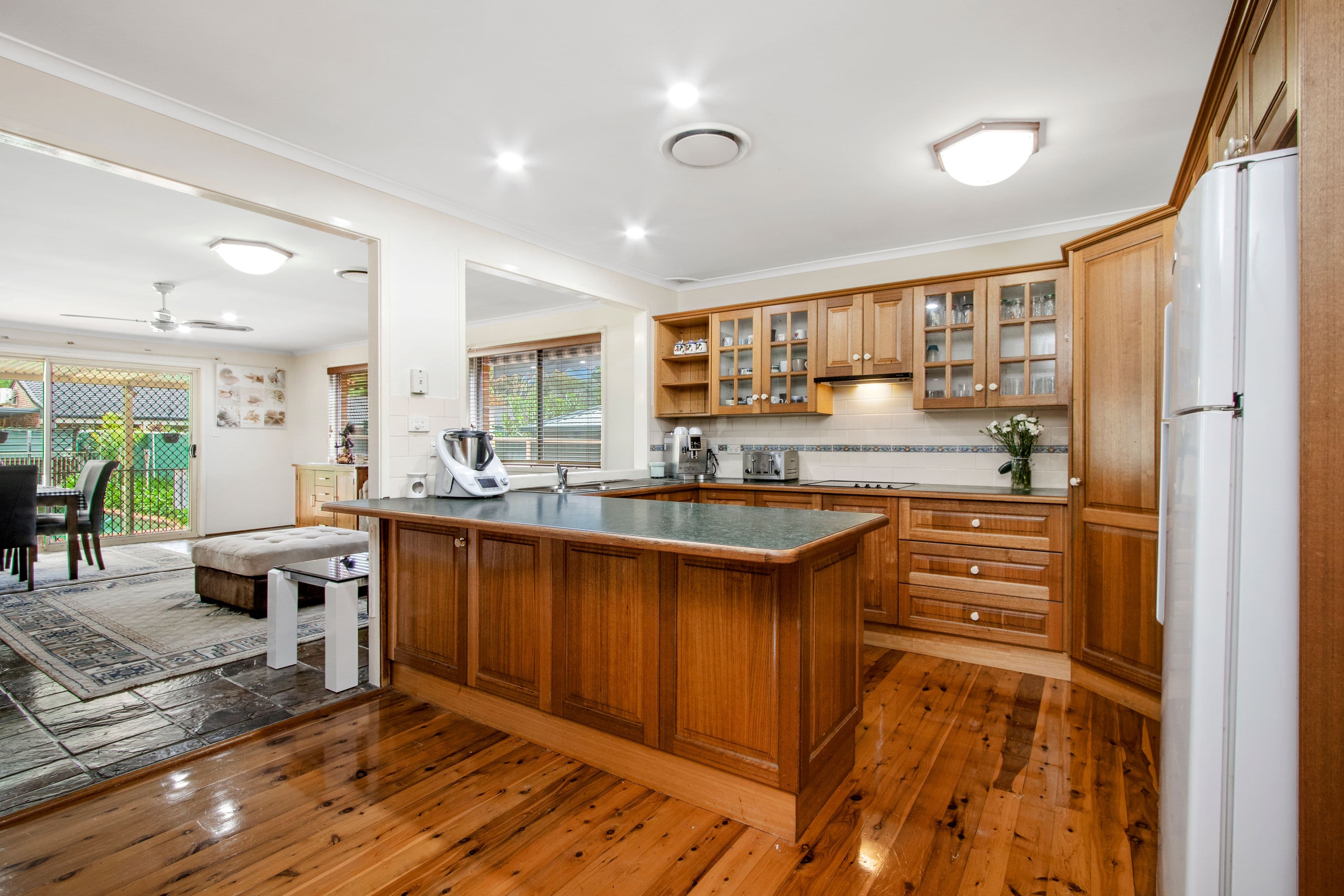 13 Elizabeth Street, North Richmond - Thumbnail 3