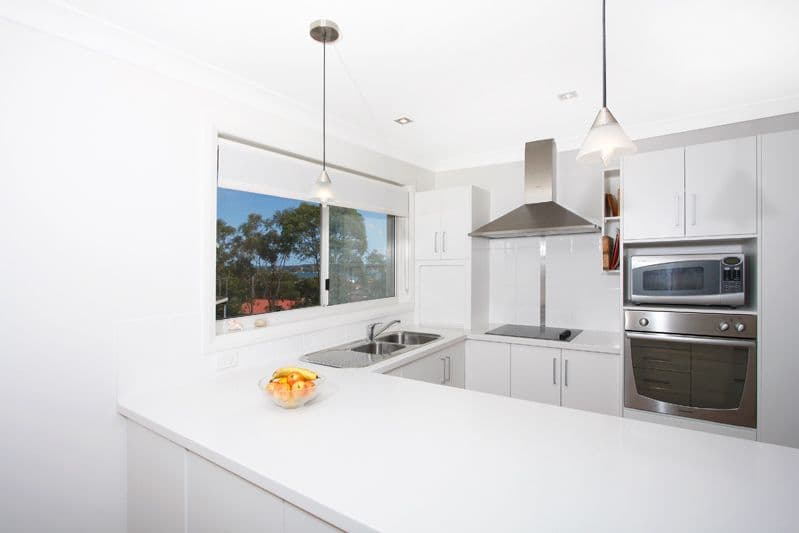 31 Somersham Avenue, FISHING POINT NSW 2283, Fishing Point - Thumbnail 4