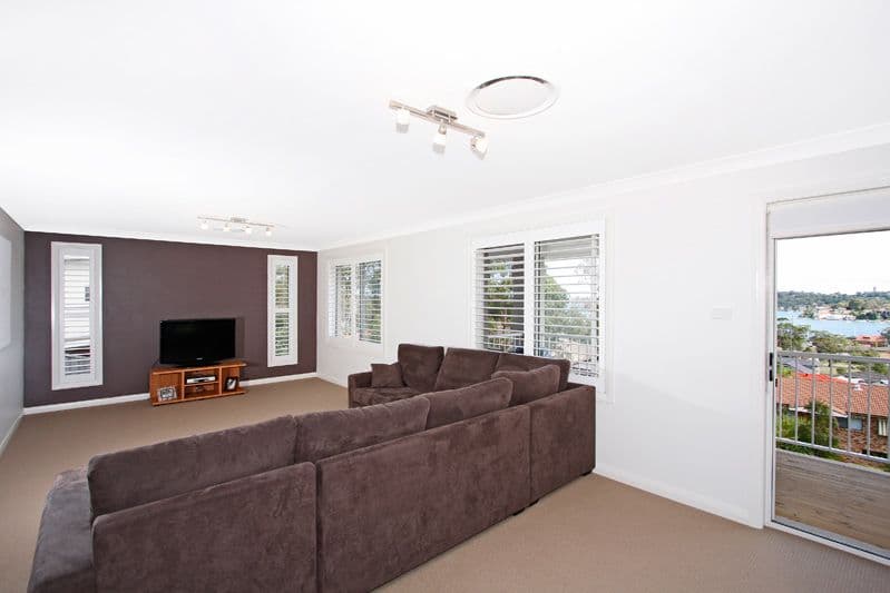 31 Somersham Avenue, FISHING POINT NSW 2283, Fishing Point - Thumbnail 5