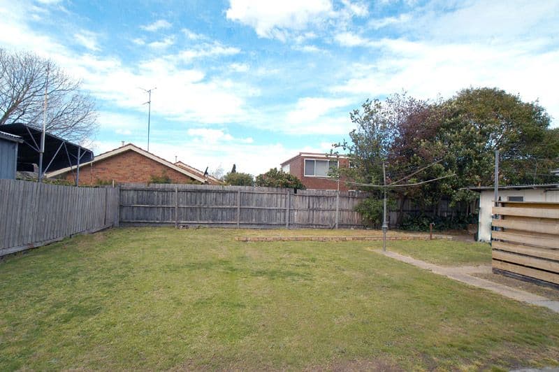 13 Henry Street, Noble Park VIC 3174, Noble Park - Thumbnail 5