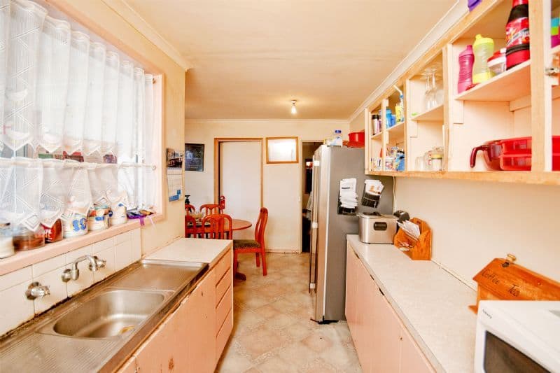9 Pembroke Street, CORIO VIC 3214, Corio - Thumbnail 6