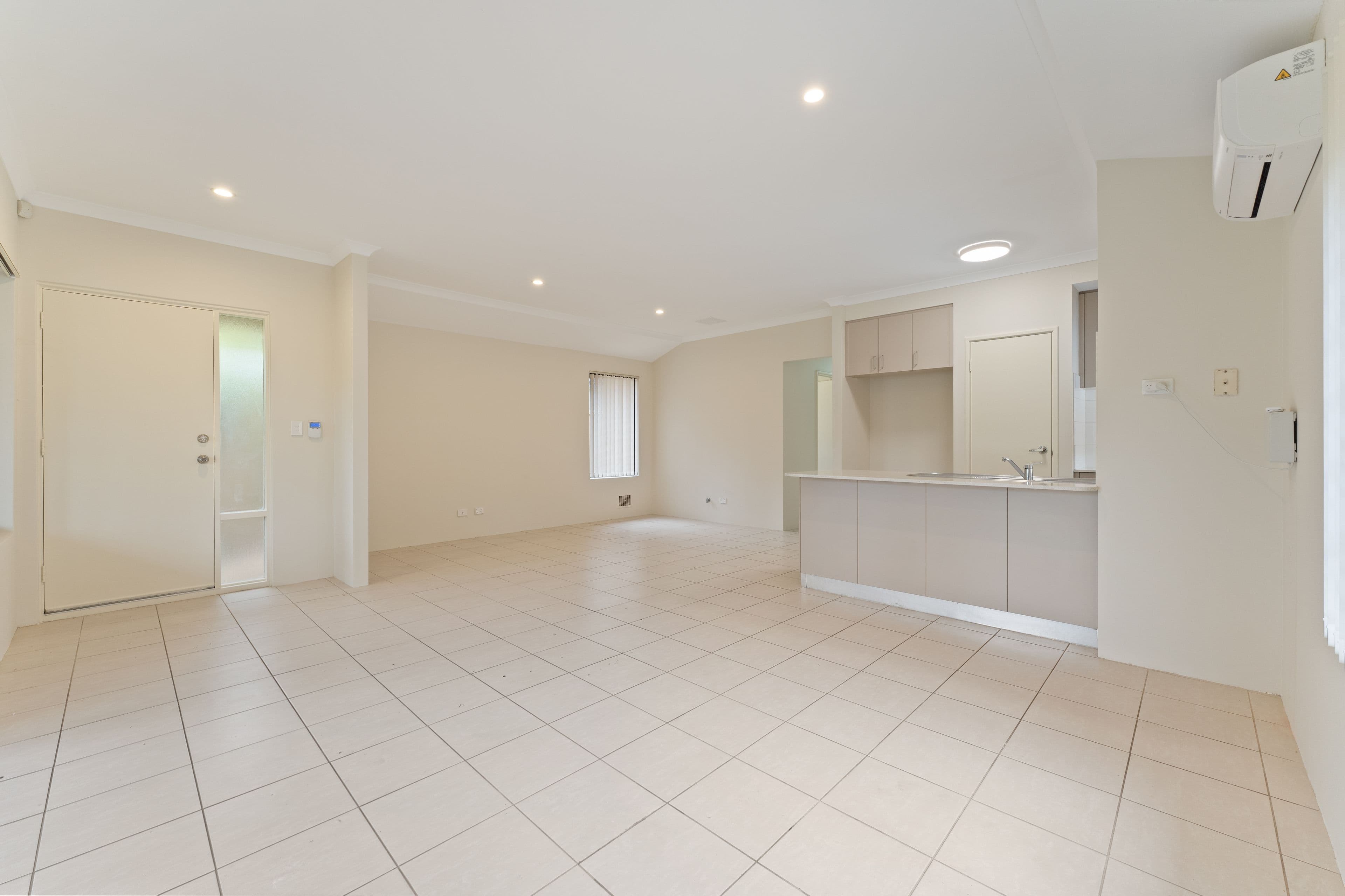 18 Kingsdale Lane, Baldivis WA 6171, Baldivis - Thumbnail 2