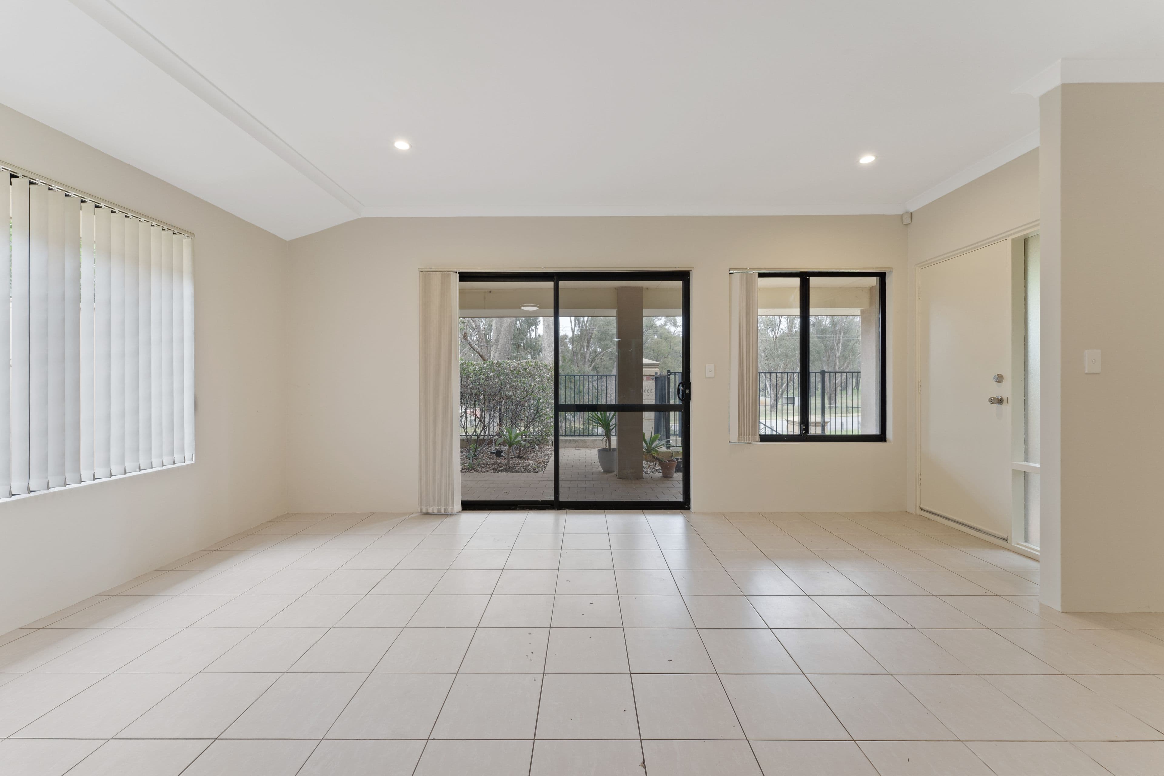 18 Kingsdale Lane, Baldivis WA 6171, Baldivis - Thumbnail 8