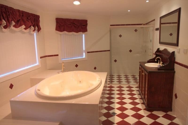 36 Hills Street, YOUNG NSW 2594, Young - Thumbnail 2
