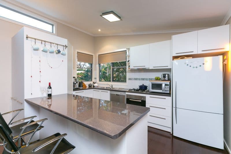 4B Hillview Street, Flora Hill VIC 3550, Flora Hill - Thumbnail 2