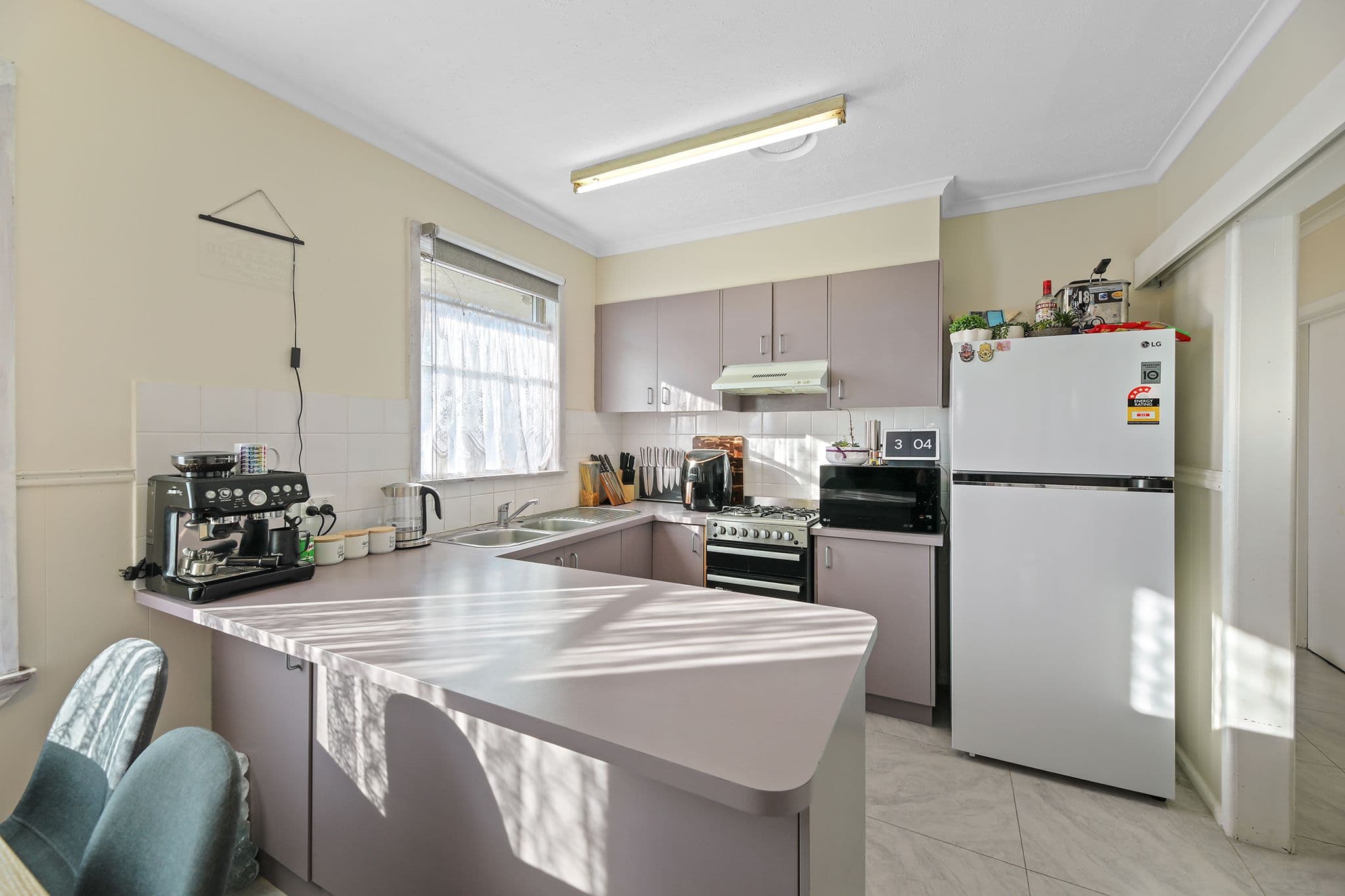12 Charles Street, Moe VIC 3825, Moe - Thumbnail 4