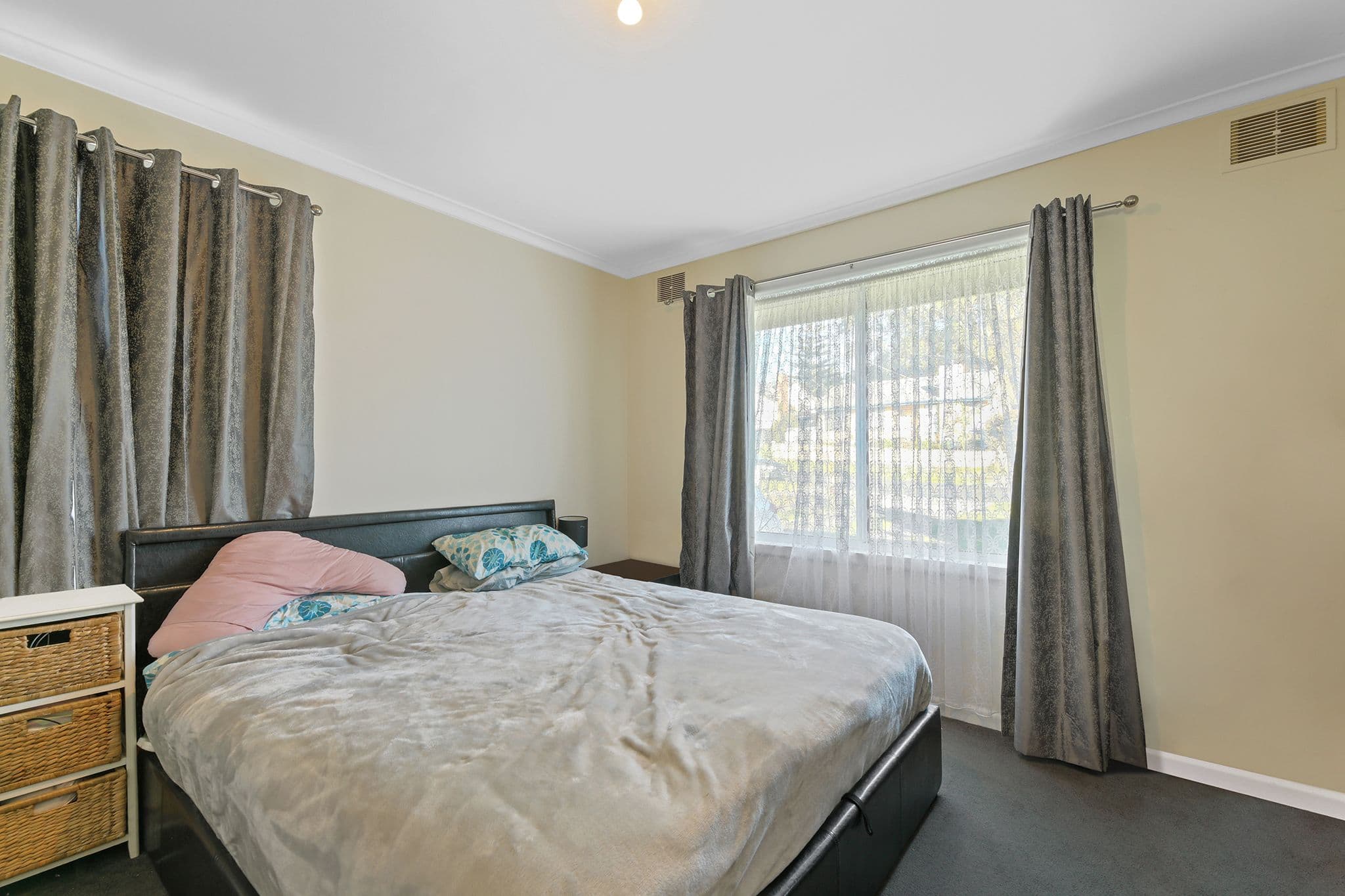 12 Charles Street, Moe VIC 3825, Moe - Thumbnail 5