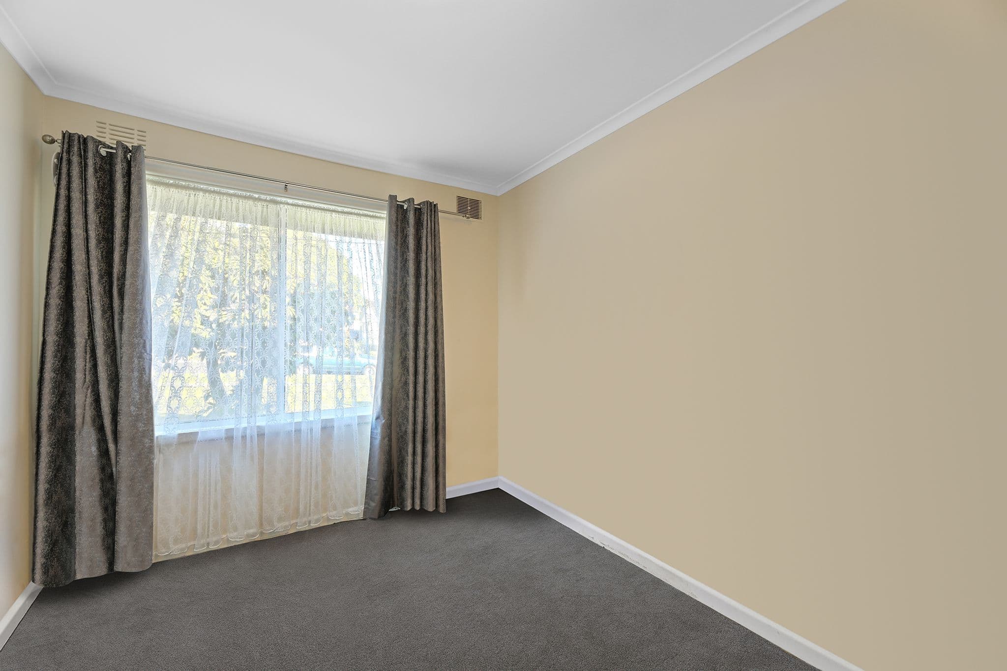 12 Charles Street, Moe VIC 3825, Moe - Thumbnail 6