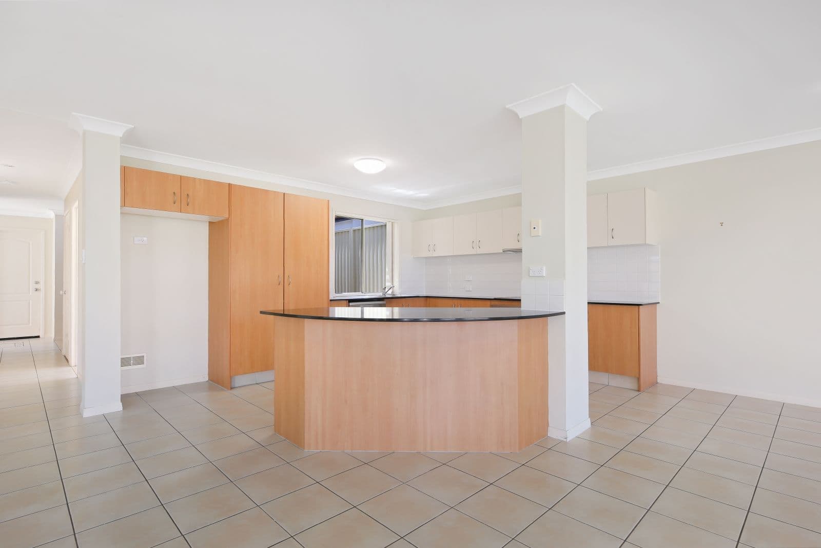 84 Tee Trees Boulevard, Arundel QLD 4214, Arundel - Thumbnail 3