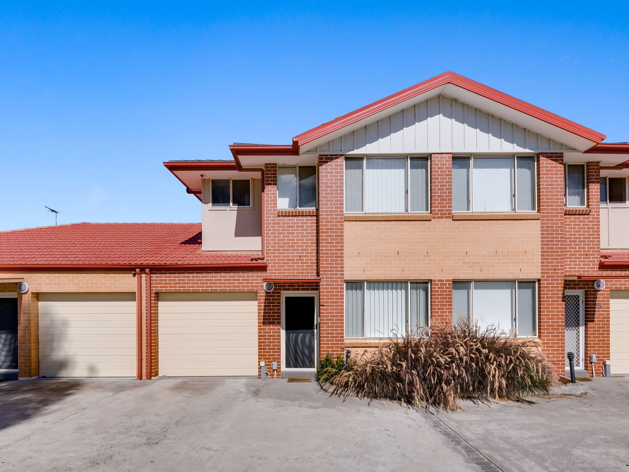 4/221A Waterworth Drive, Mount Annan NSW 2567, Mount Annan - Image 1