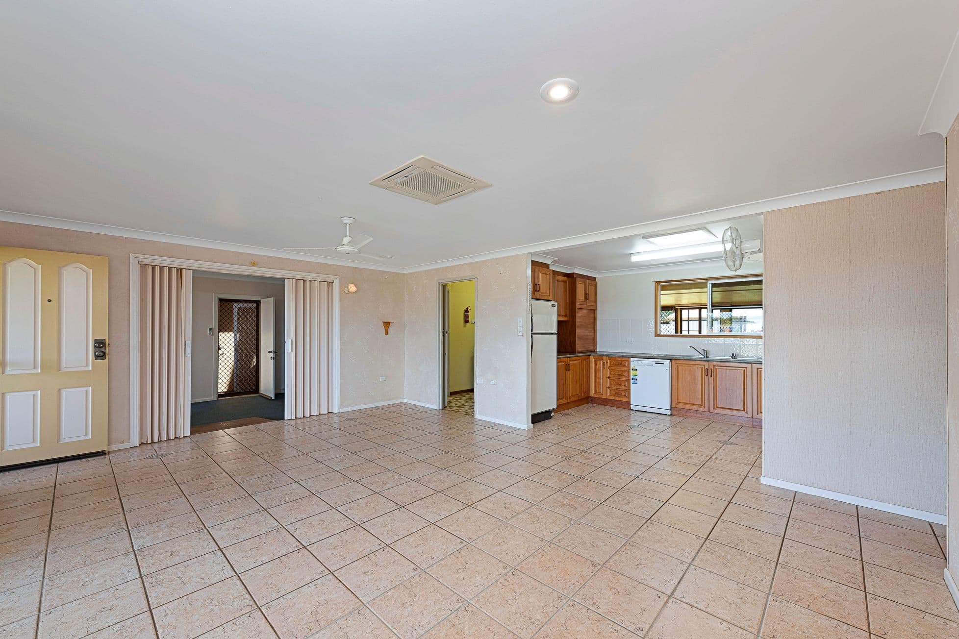 4 Peggs Road, Oakwood QLD 4670, Oakwood - Thumbnail 7