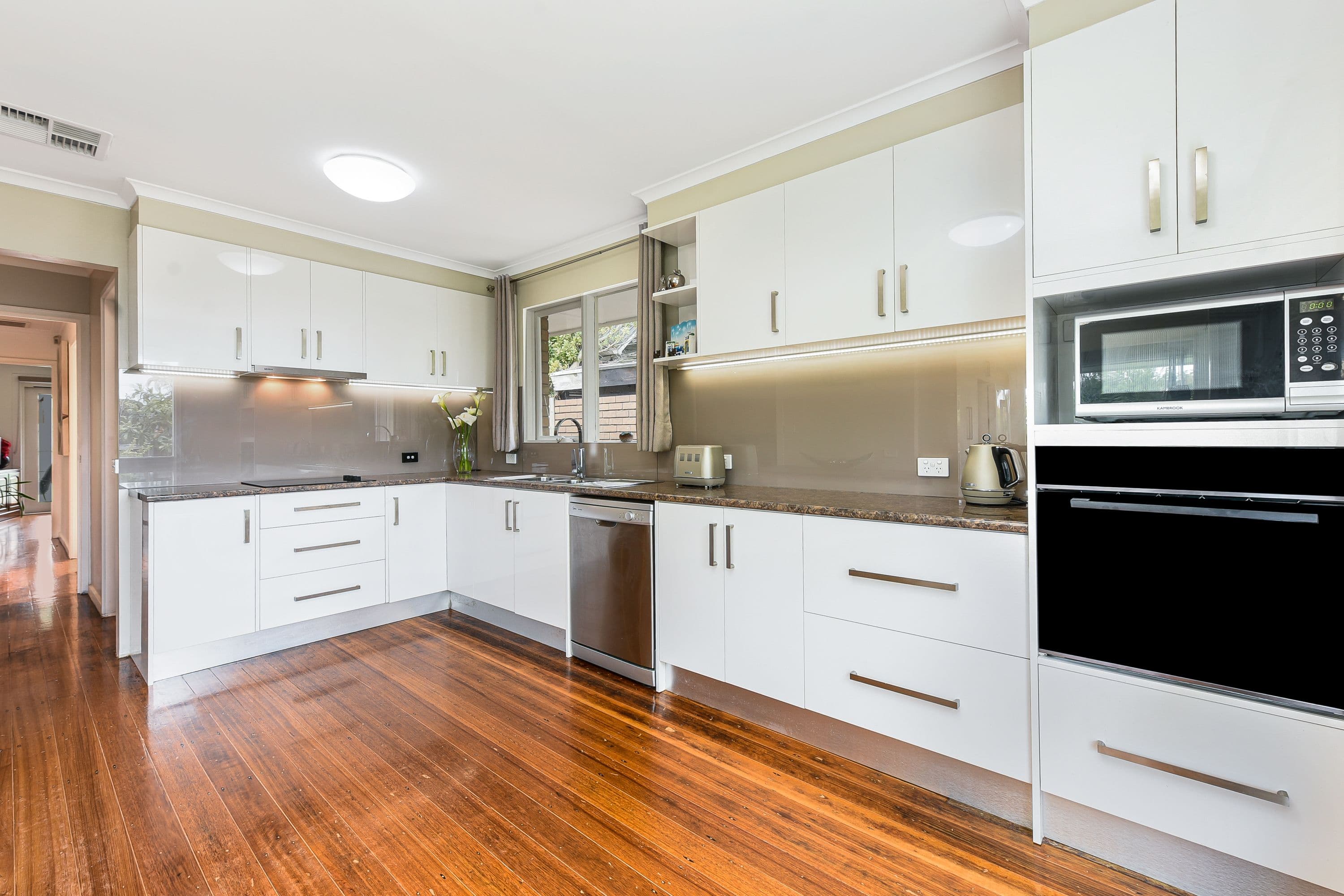 707 Ferntree Gully Road, Glen Waverley VIC 3150, Glen Waverley - Thumbnail 7