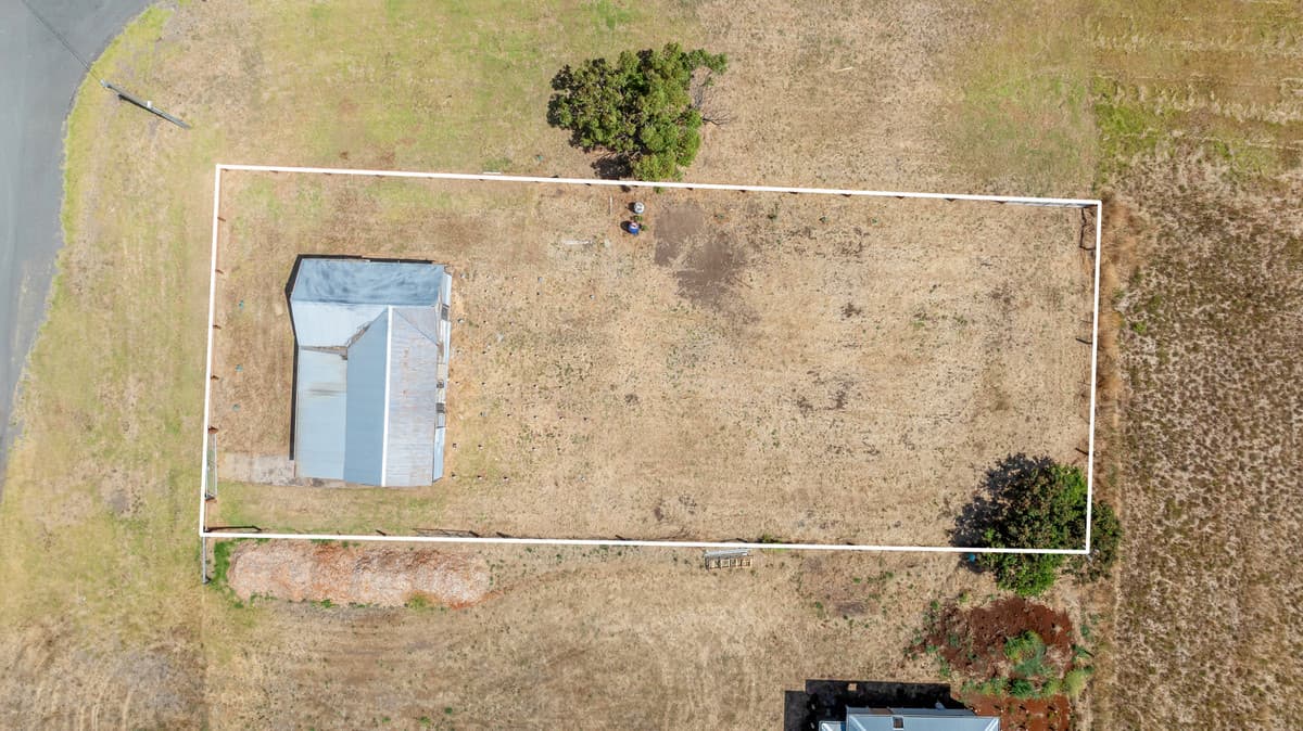18 Sinnott Street, Yambuk VIC 3285, Yambuk - Thumbnail 2