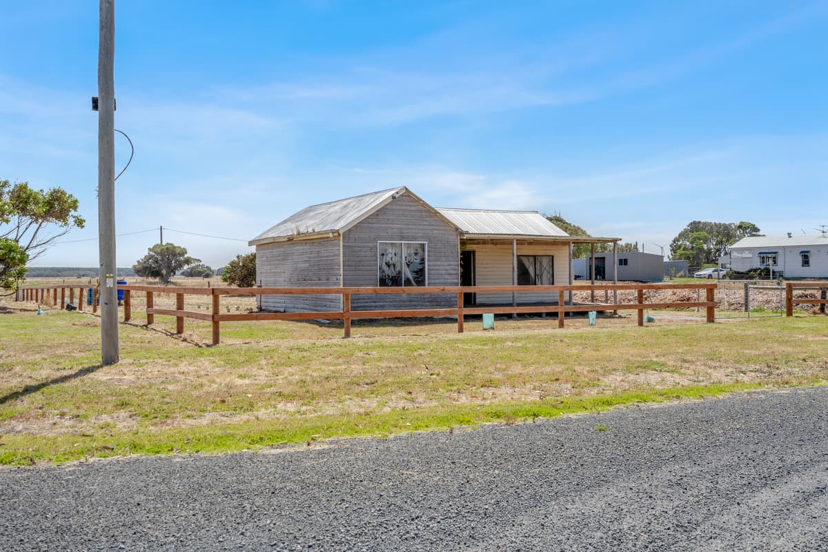 18 Sinnott Street, Yambuk VIC 3285, Yambuk - Thumbnail 6