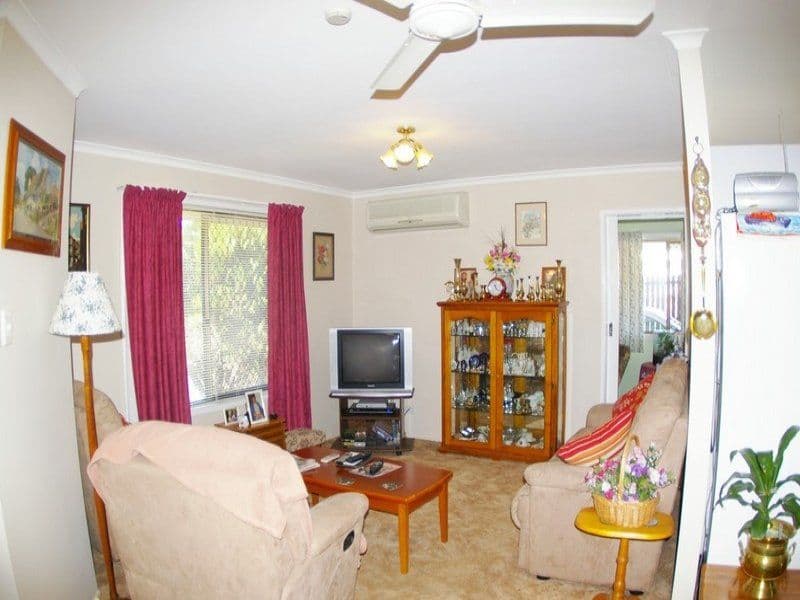 32 Tysoe Street, DECEPTION BAY QLD 4508, Deception Bay - Thumbnail 3