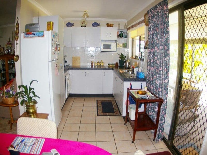 32 Tysoe Street, DECEPTION BAY QLD 4508, Deception Bay - Thumbnail 4