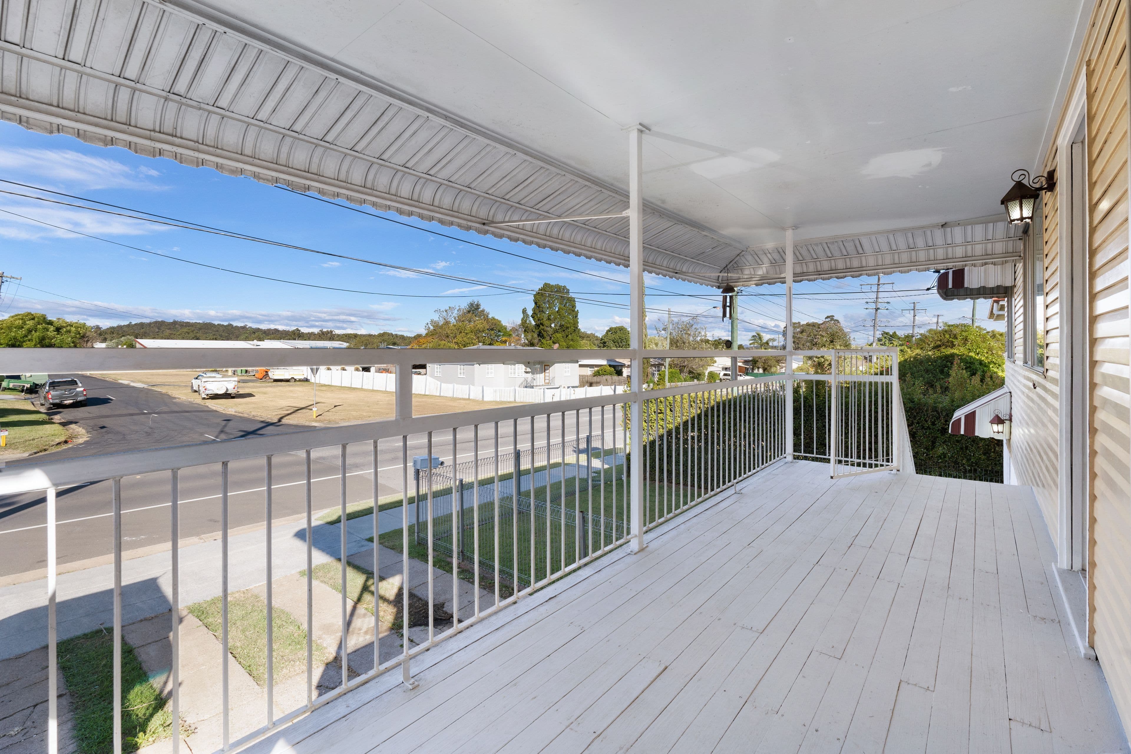 179 South Station Road, Silkstone QLD 4304, Silkstone - Thumbnail 2