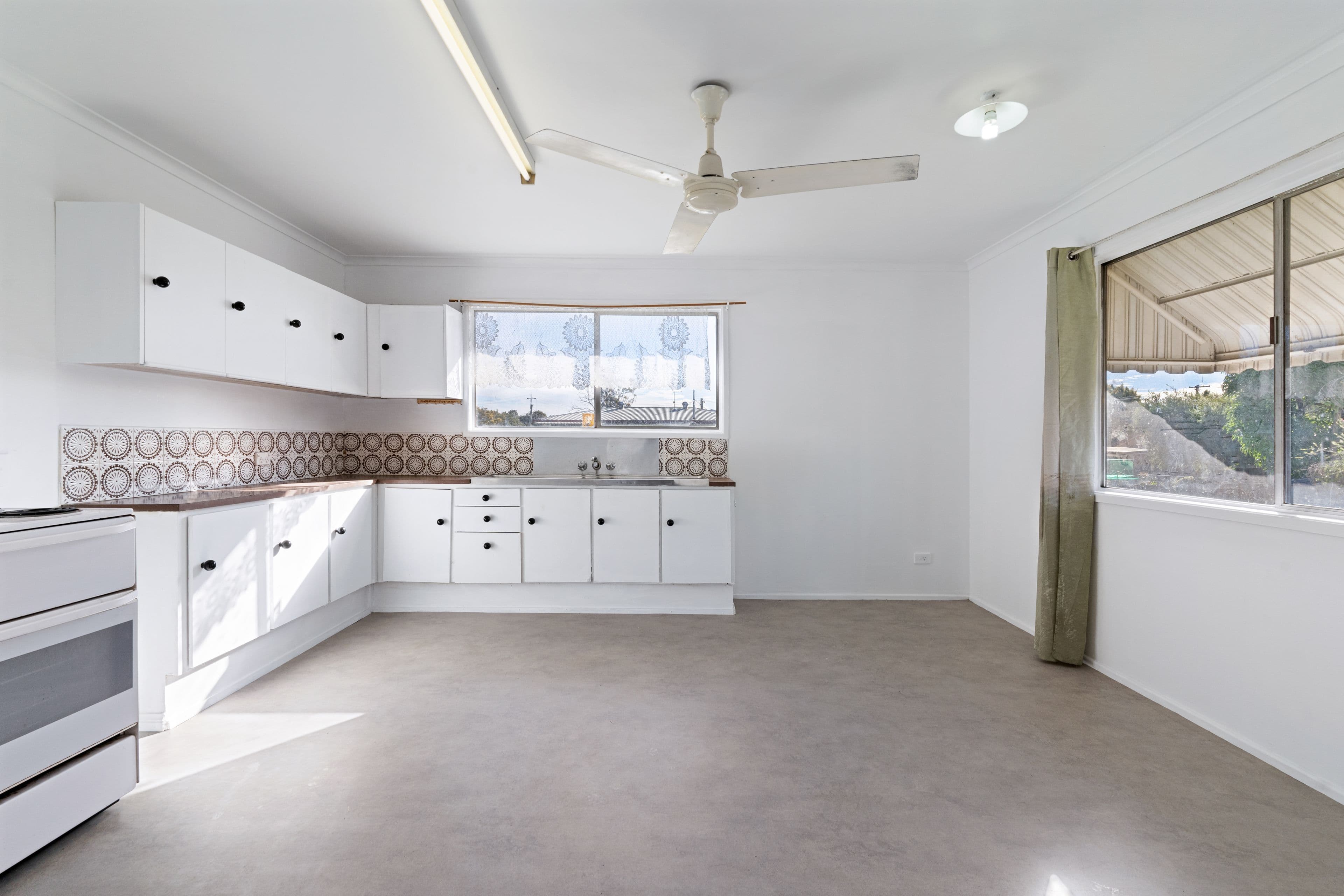 179 South Station Road, Silkstone QLD 4304, Silkstone - Thumbnail 6