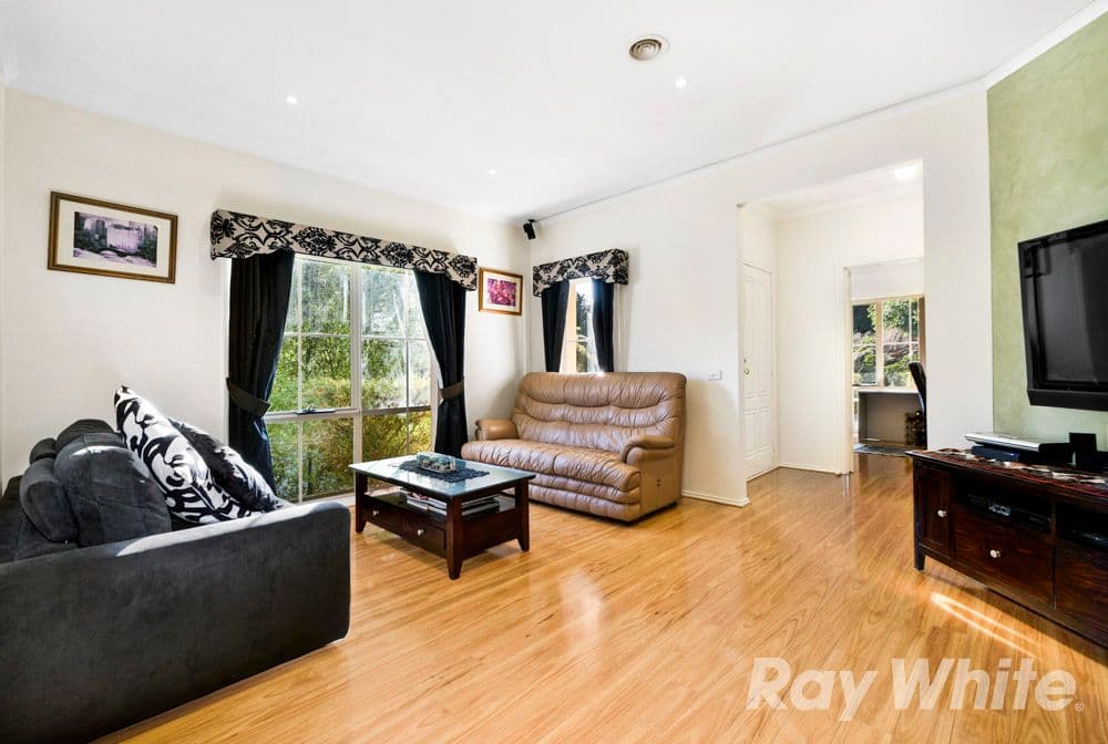 7 The Rise, Glen Waverley VIC 3150, Glen Waverley - Thumbnail 3