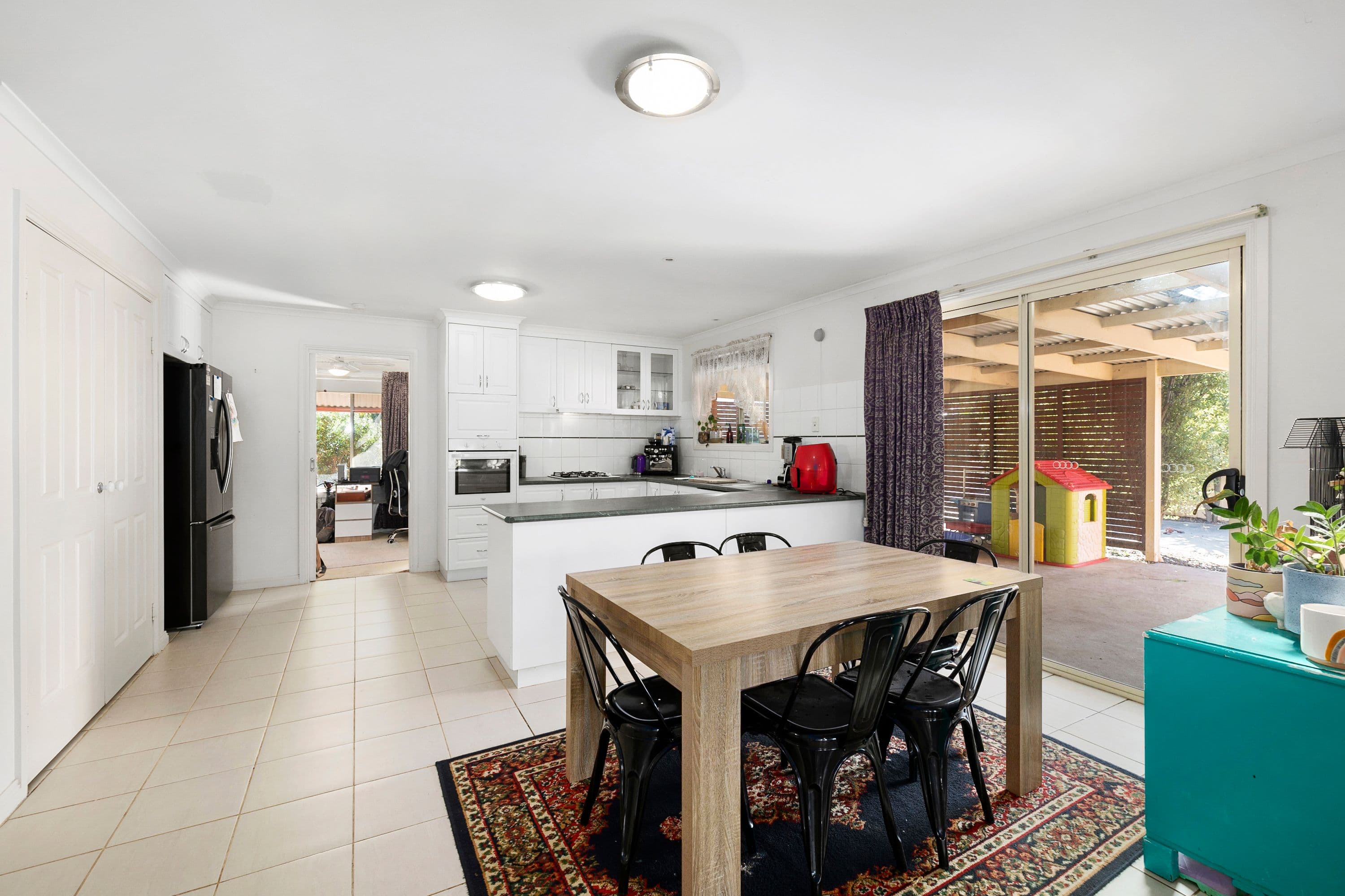 11 Kims Close, Ararat VIC 3377, Ararat - Thumbnail 3