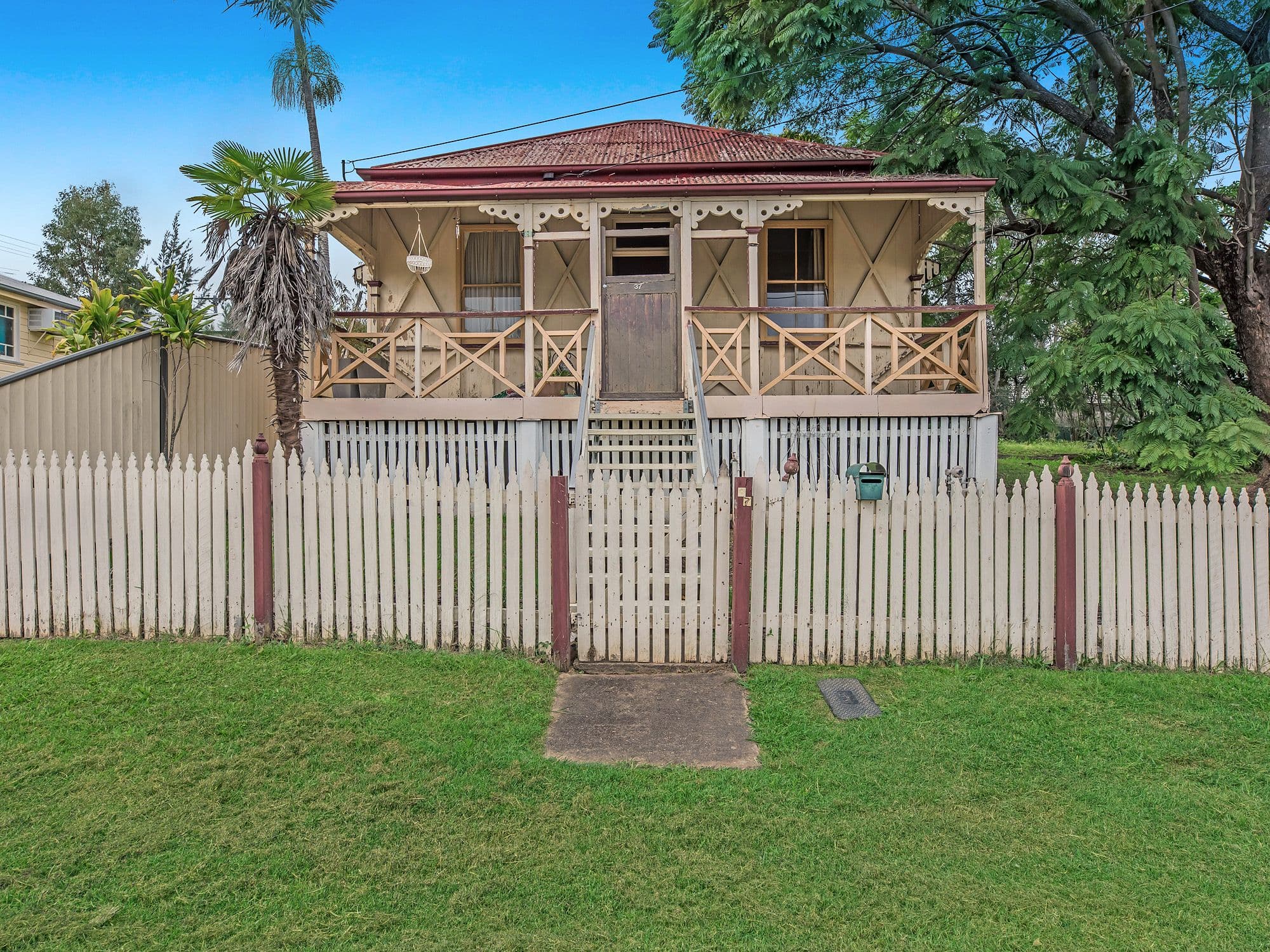 37 Smith Street, North Ipswich QLD 4305, North Ipswich - Image 1