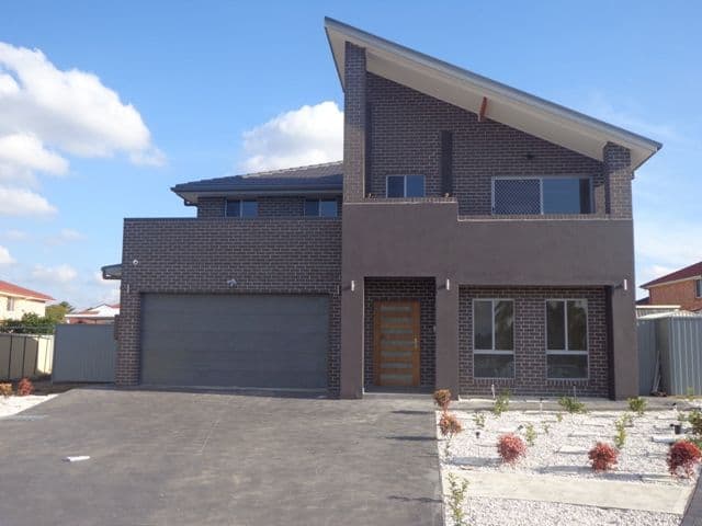 10 Tennant Place, EDENSOR PARK NSW 2176, Edensor Park - Image 1