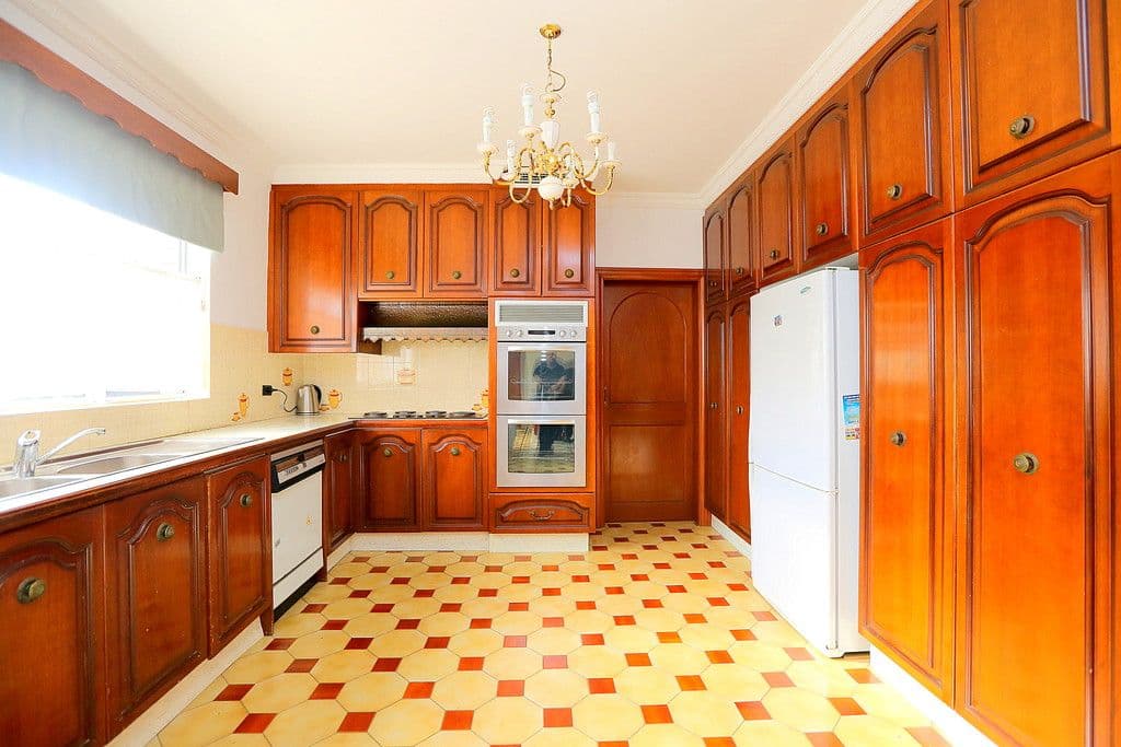 15 Saric Avenue, Georges Hall NSW 2198, Georges Hall - Thumbnail 3