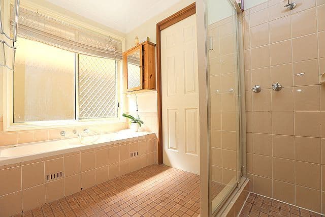 110 Lucinda Avenue, Bass Hill NSW 2197, Bass Hill - Thumbnail 5