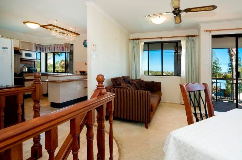 24 Ocean View Avenue, MOOLOOLABA QLD 4557, Mooloolaba - Thumbnail 7