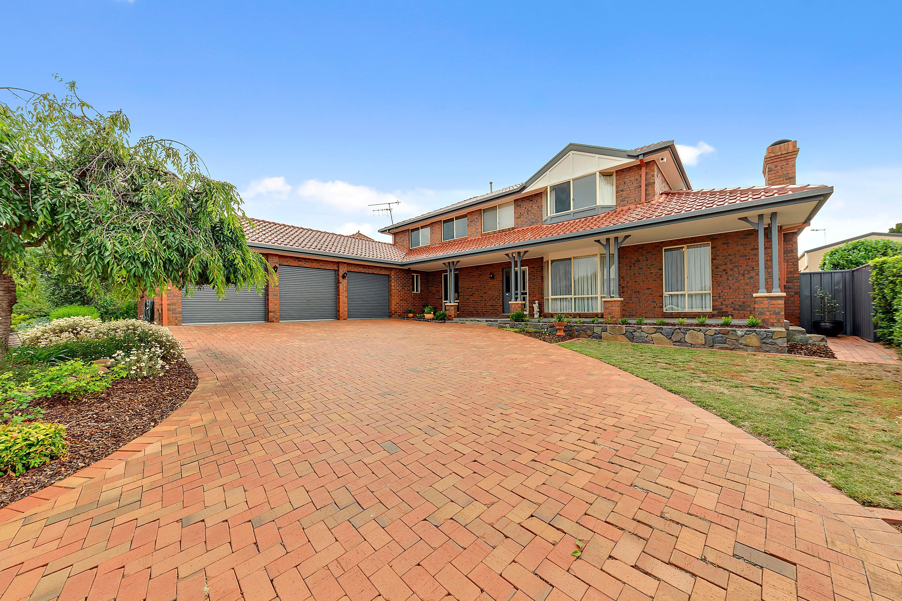 12 Lakeview Gardens, Jerrabomberra NSW 2619, Jerrabomberra - Image 1