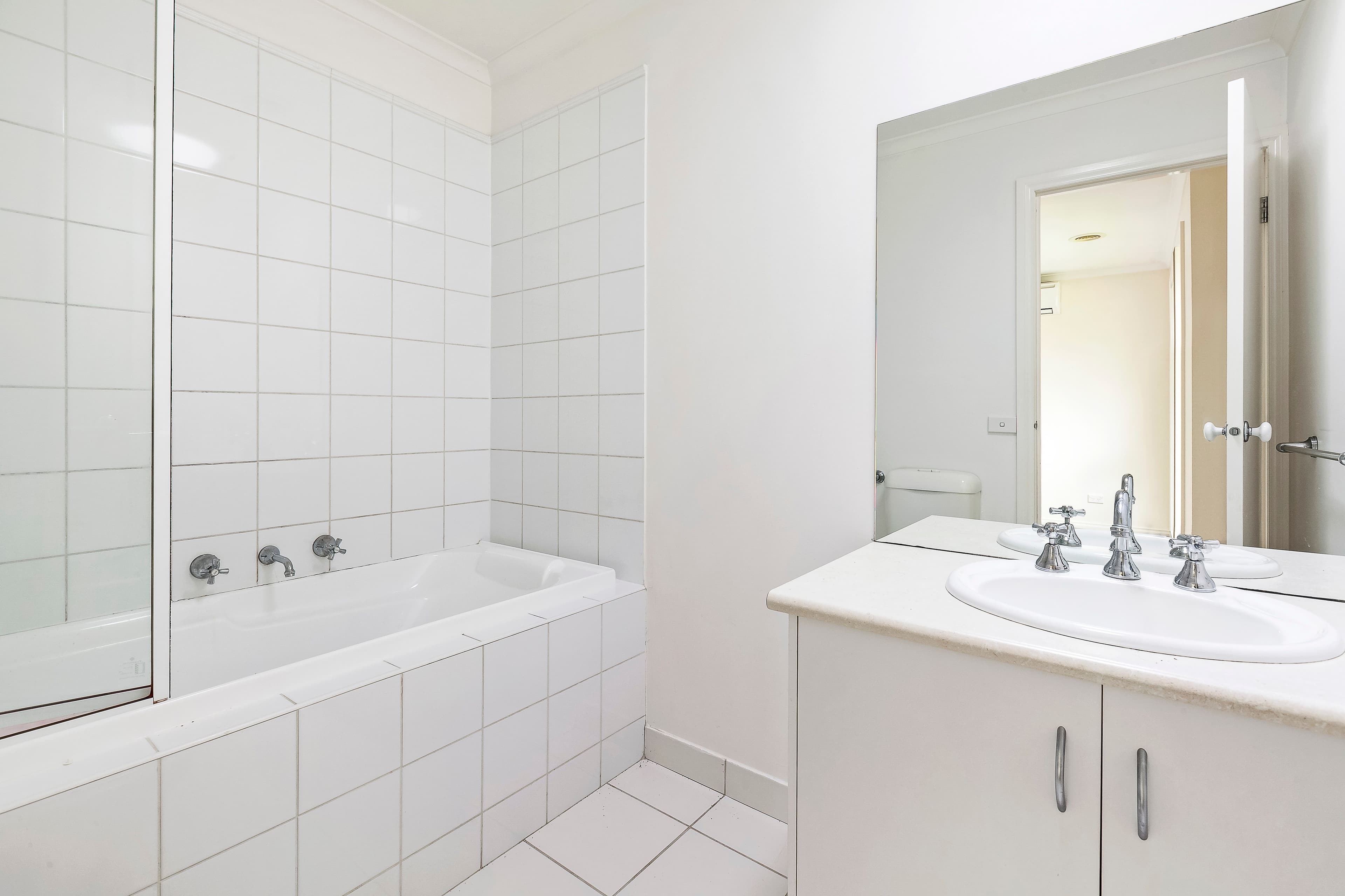 220 Huntingdale Road, Huntingdale VIC 3166, Huntingdale - Thumbnail 6