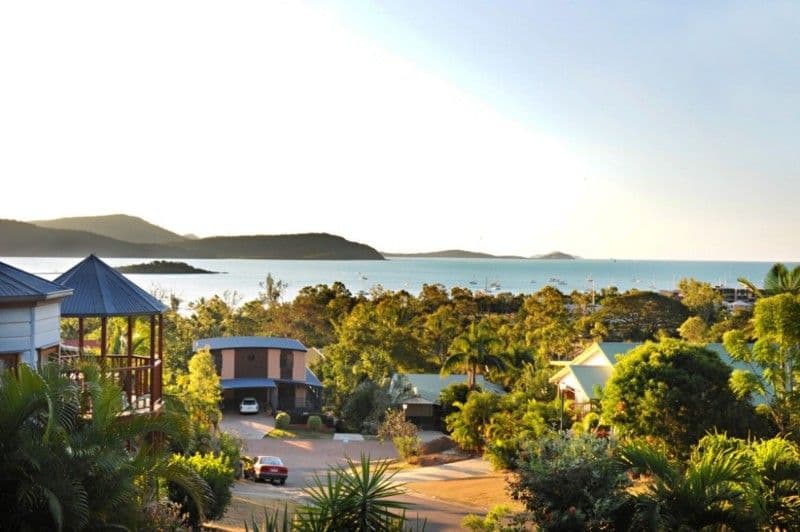 8 Gregory Court, CANNONVALE QLD 4802, Cannonvale - Image 1