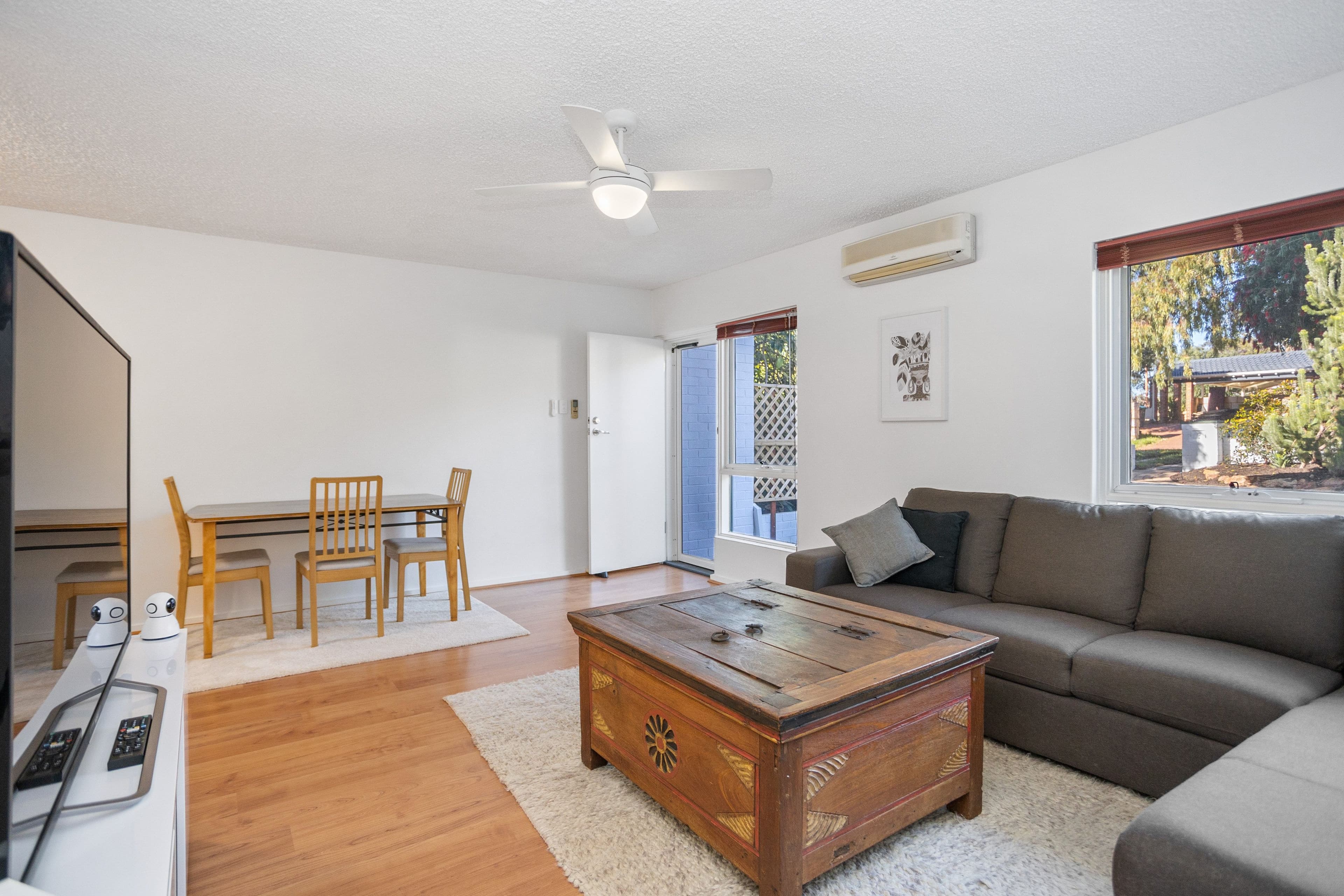 21 Myrtle Avenue, Sorrento WA 6020, Sorrento - Thumbnail 3