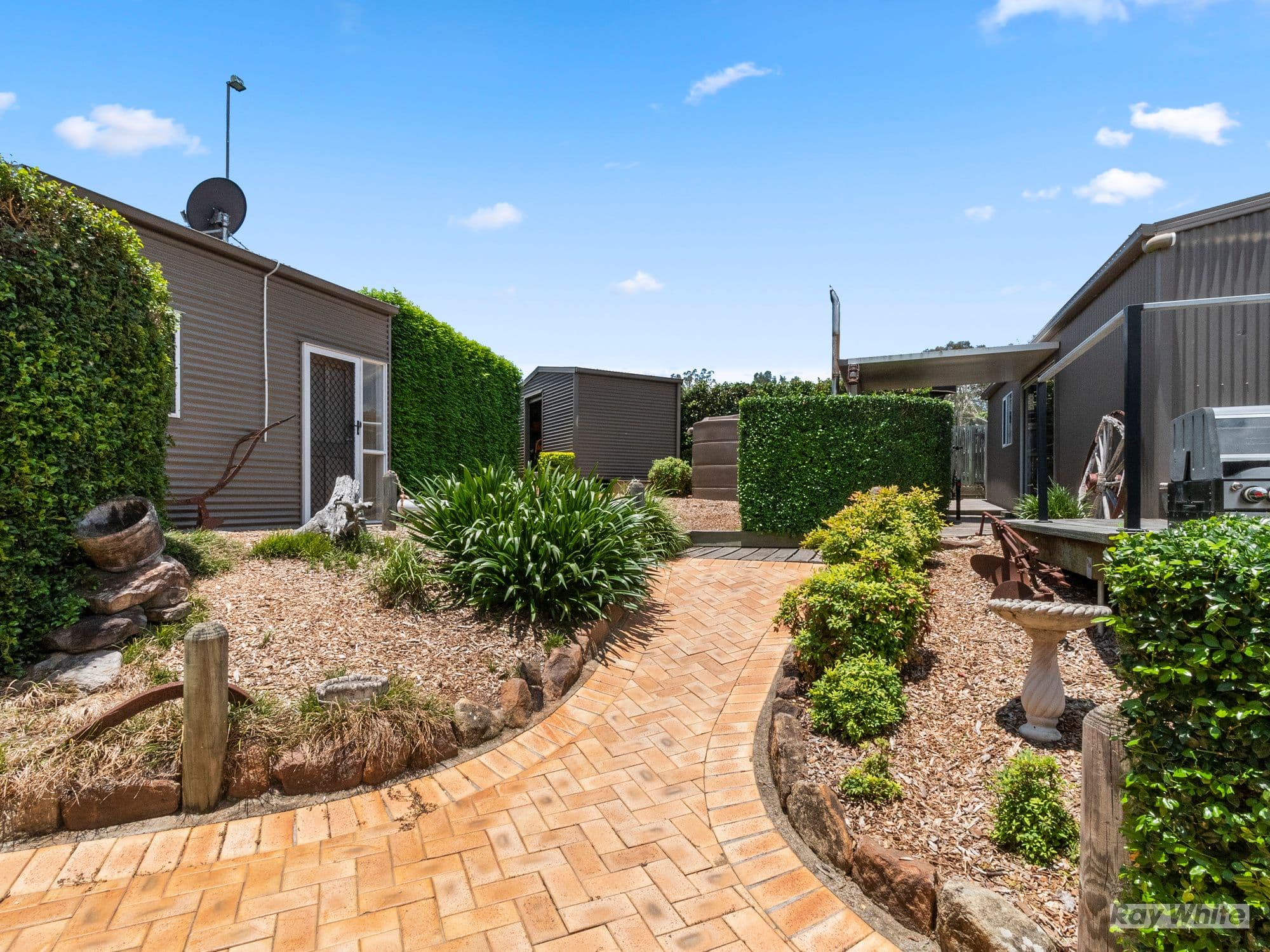 20 Allamanda Drive, Camira QLD 4300, Camira - Thumbnail 2