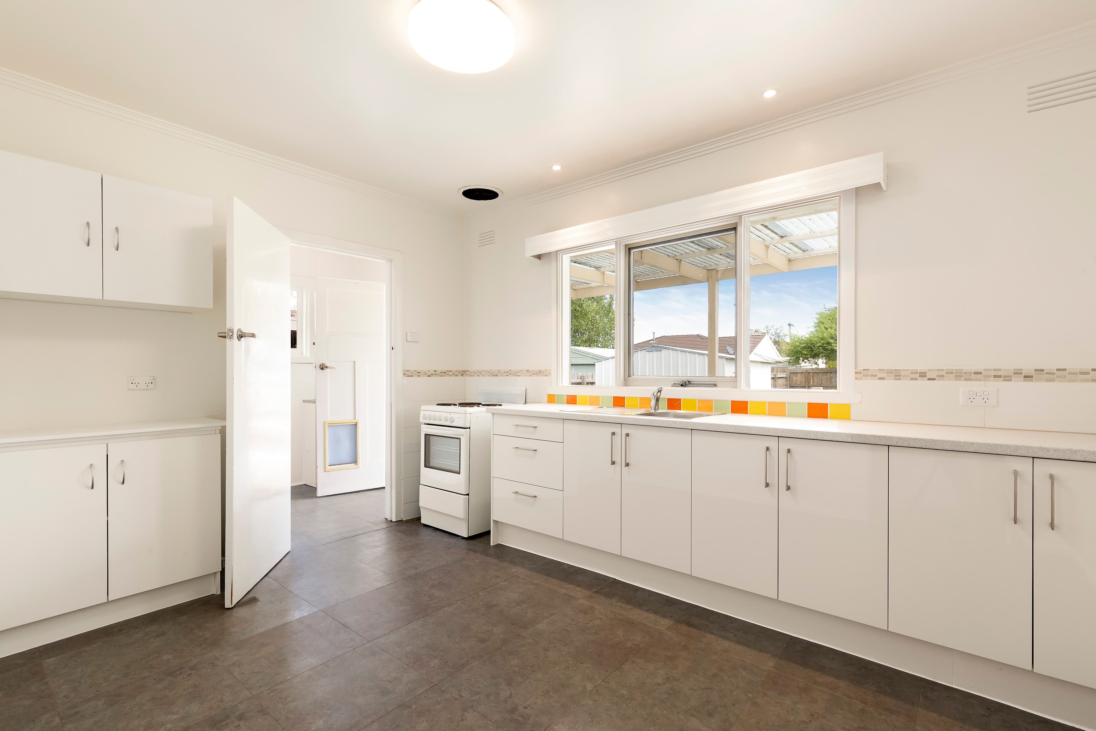 1 Cambro Road, Clayton VIC 3168, Clayton - Thumbnail 5