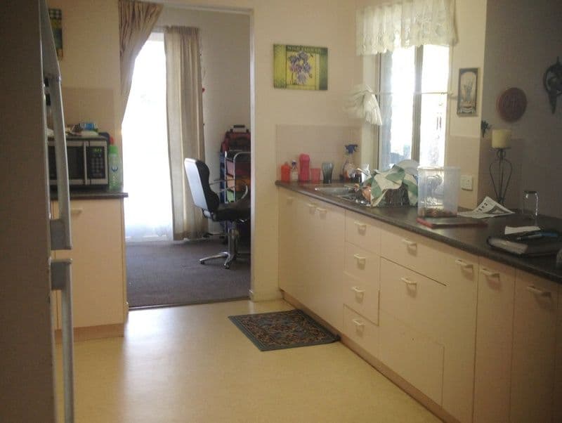 12 Clair Avenue, DECEPTION BAY QLD 4508, Deception Bay - Thumbnail 3
