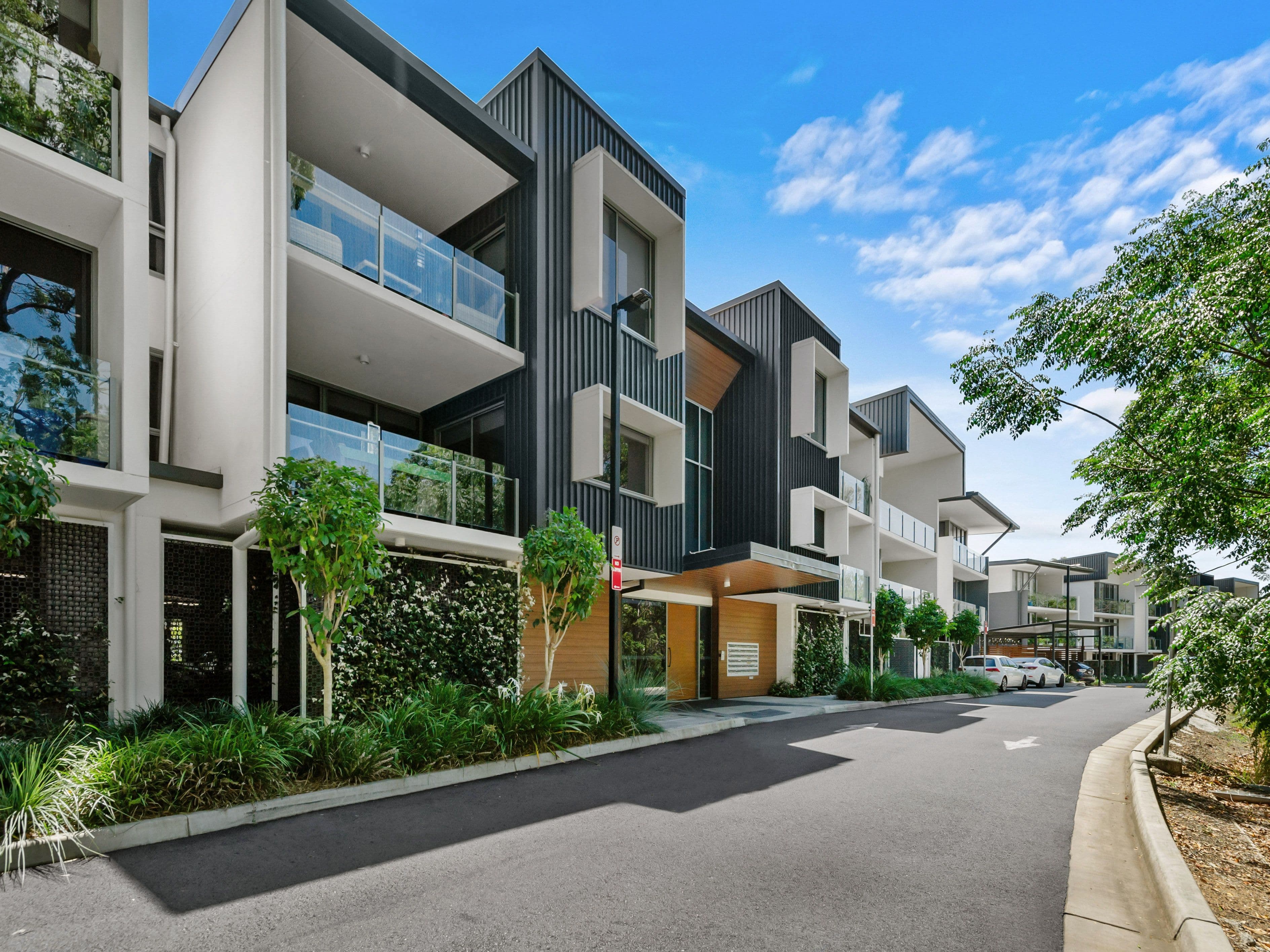 390 Simpsons Road, Bardon QLD 4065, Bardon - Image 1