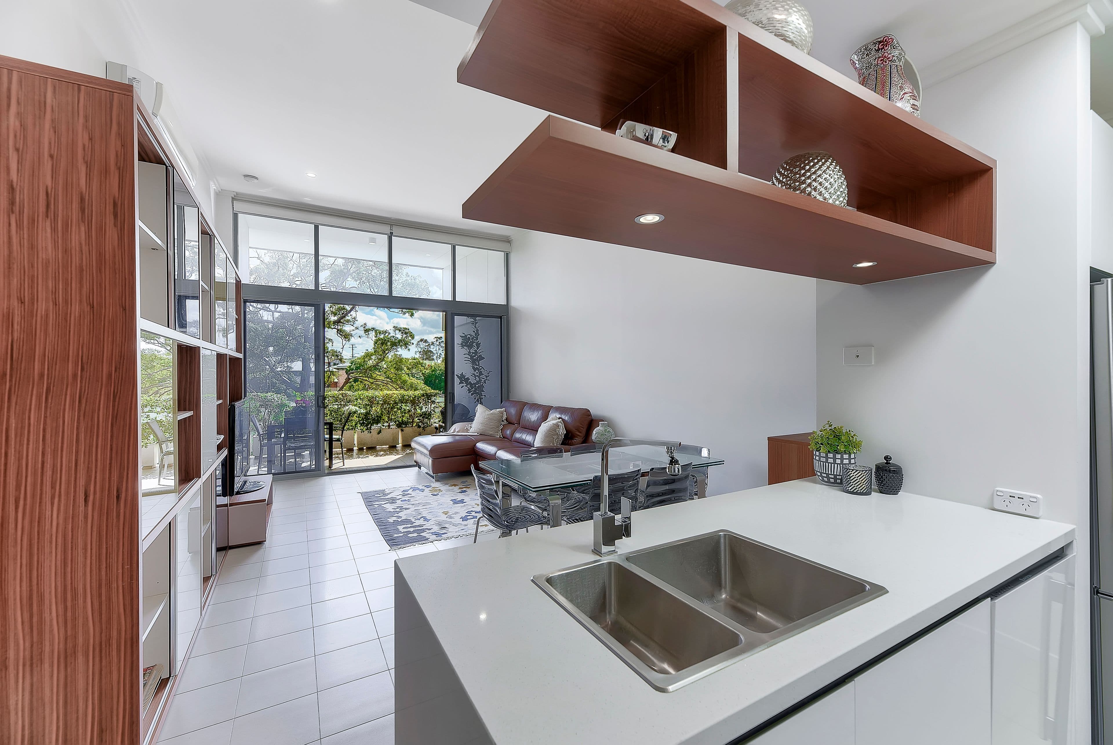390 Simpsons Road, Bardon QLD 4065, Bardon - Thumbnail 2