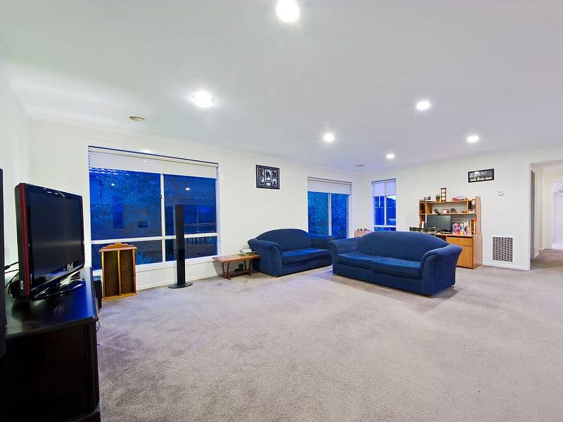 5 Goldstein Vista, POINT COOK VIC 3030, Point Cook - Thumbnail 3