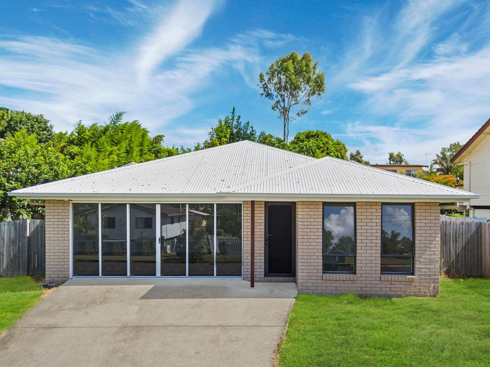 13 Modillion Street, Woodridge QLD 4114, Woodridge - Thumbnail 2