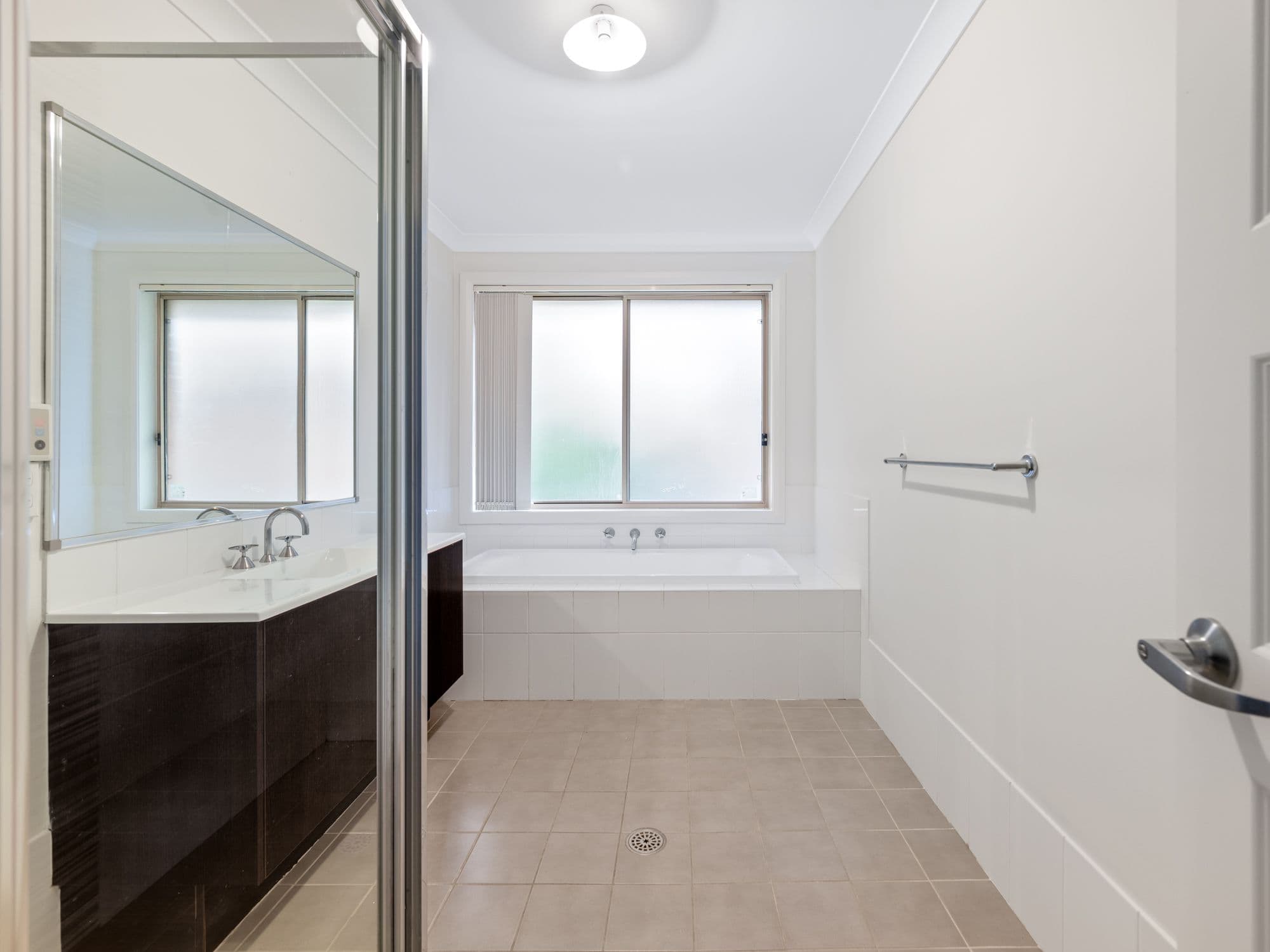 27 Old Farm Place, Ourimbah, Glenfield - Thumbnail 8