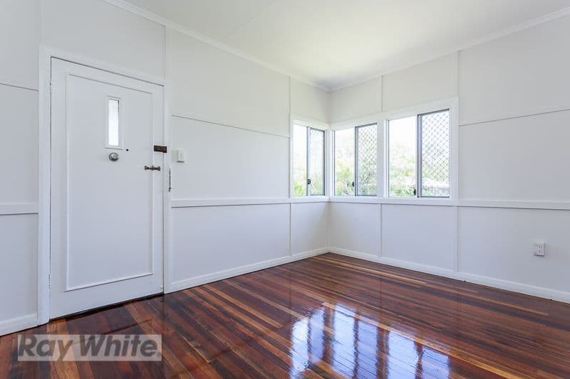 12 Goolara Street, Cannon Hill QLD 4170, Cannon Hill - Thumbnail 2